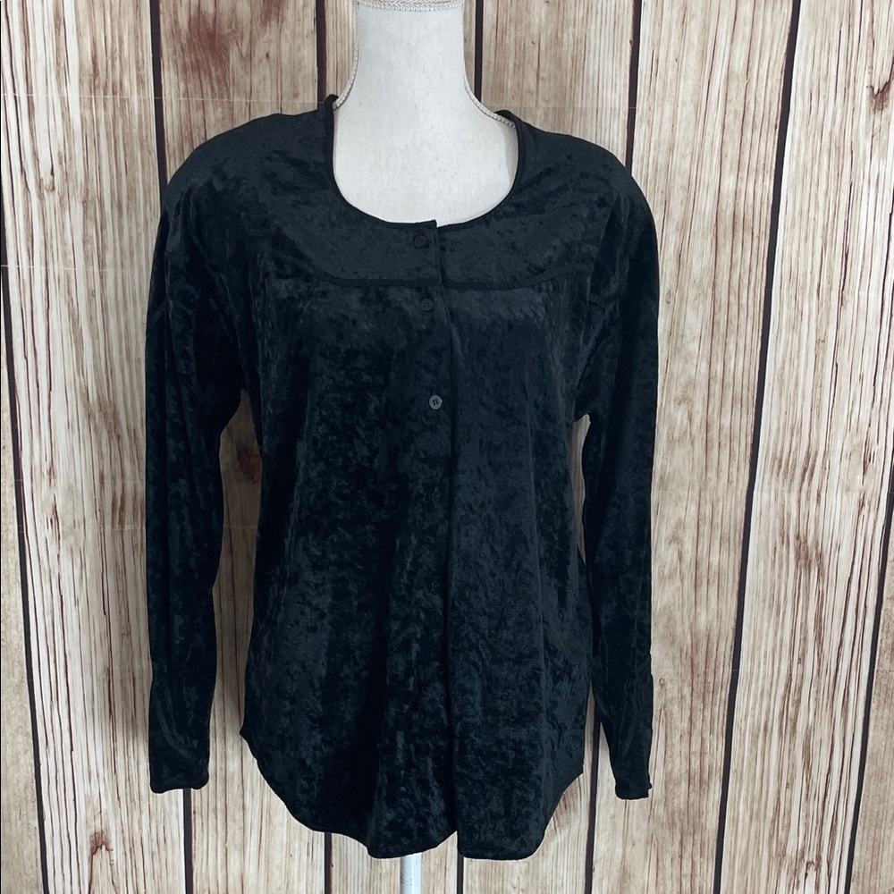 *Tillman Elegant Black Velvet Women's Long Sleeve Blouse